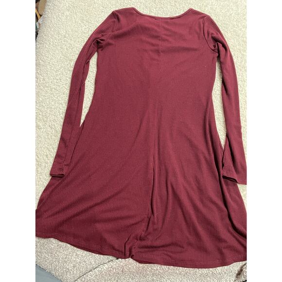 Love Fire Women's Size S/P Crisscross Long Sleeve Rib Knit Dress Burgundy - Picture 2 of 8